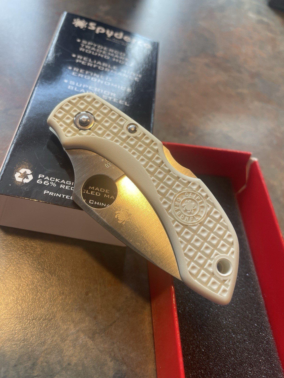 Spyderco Sprint Run C28PWH White 2008 Dragonfly  “Tom Sachs / NASA” Edition RARE