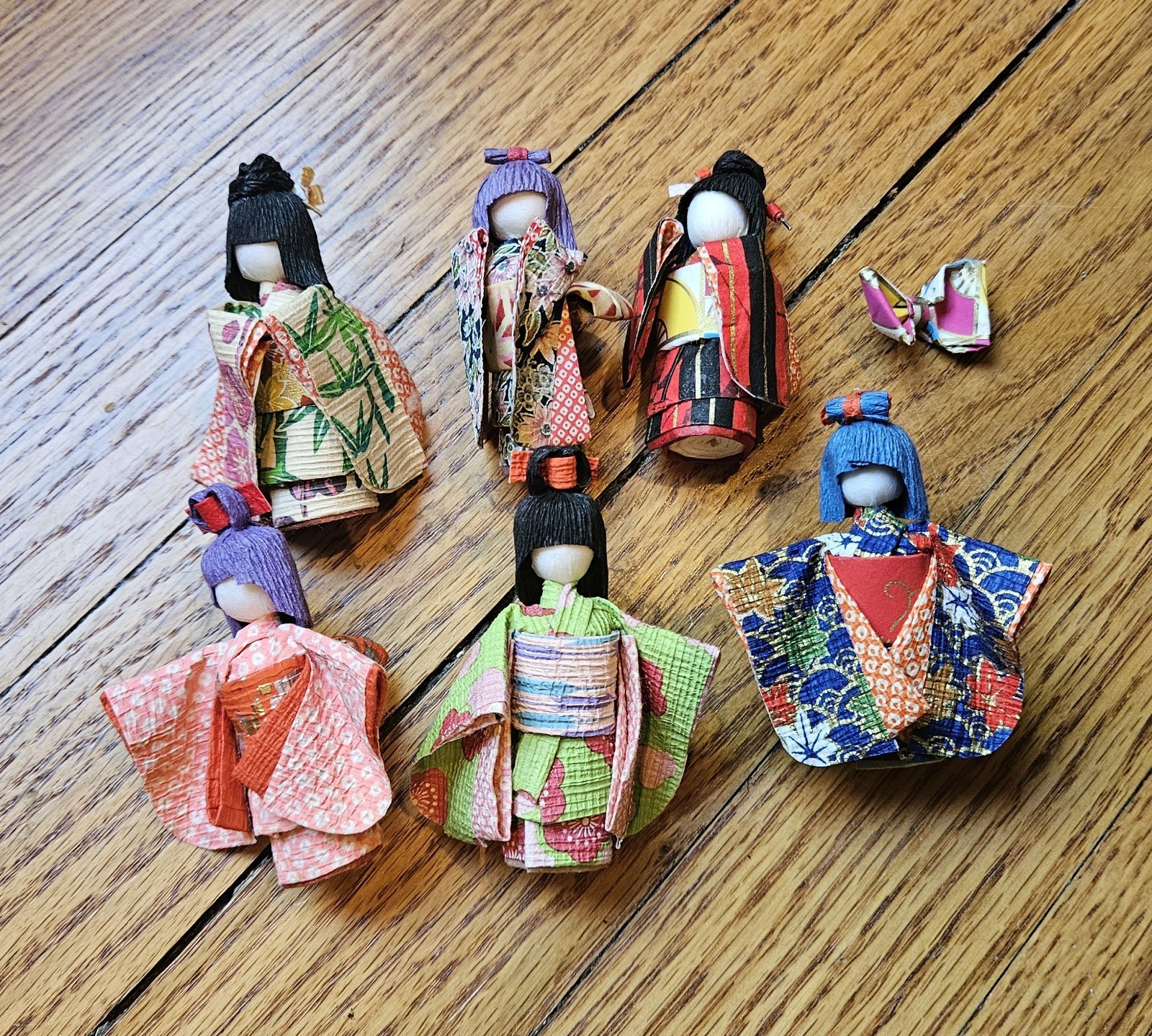Vtg Japanese Washi Paper Dolls Lot of 6 Kimono Geisha Chiyogami Miniature 2.5\