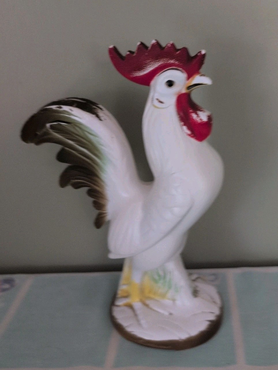 Vintage Rooster Cock Piggy Coin Dollar Bank Knickerbocker Hard Plastic 