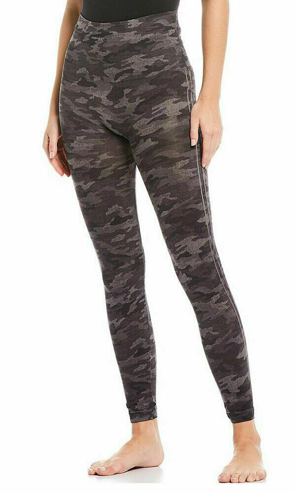 NWOT SPANX LOOK AT ME SEAMLESS LEGGINGS HEATHER CAMO WOMEN\'S SIZE XS