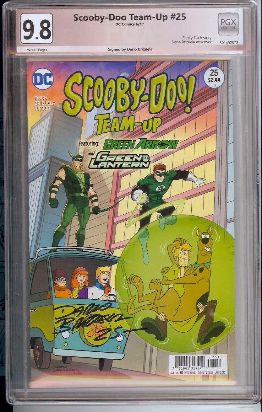 SCOOBY-DOO TEAM-UP  #25  PGX  9.8 SS  • SIGNED BY DARIO BRIZUELA