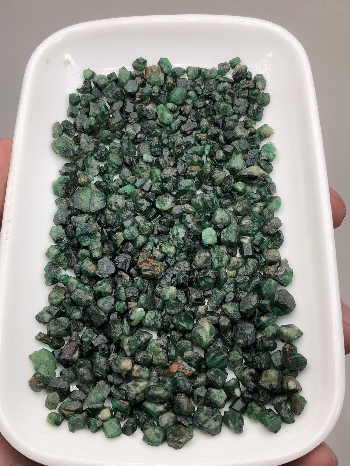 275-Ct Beautiful Natural Rough type Emerald Lot Small Size ,