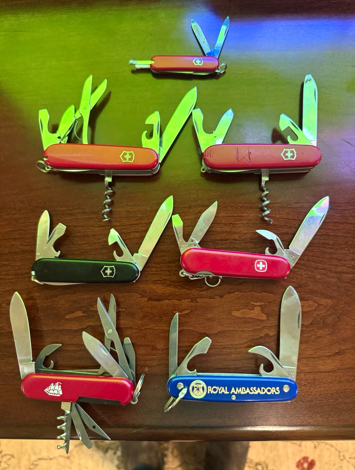 Lot of 7 Swiss Army Style Pocket Knives Victorinox Wenger Colonial Japan