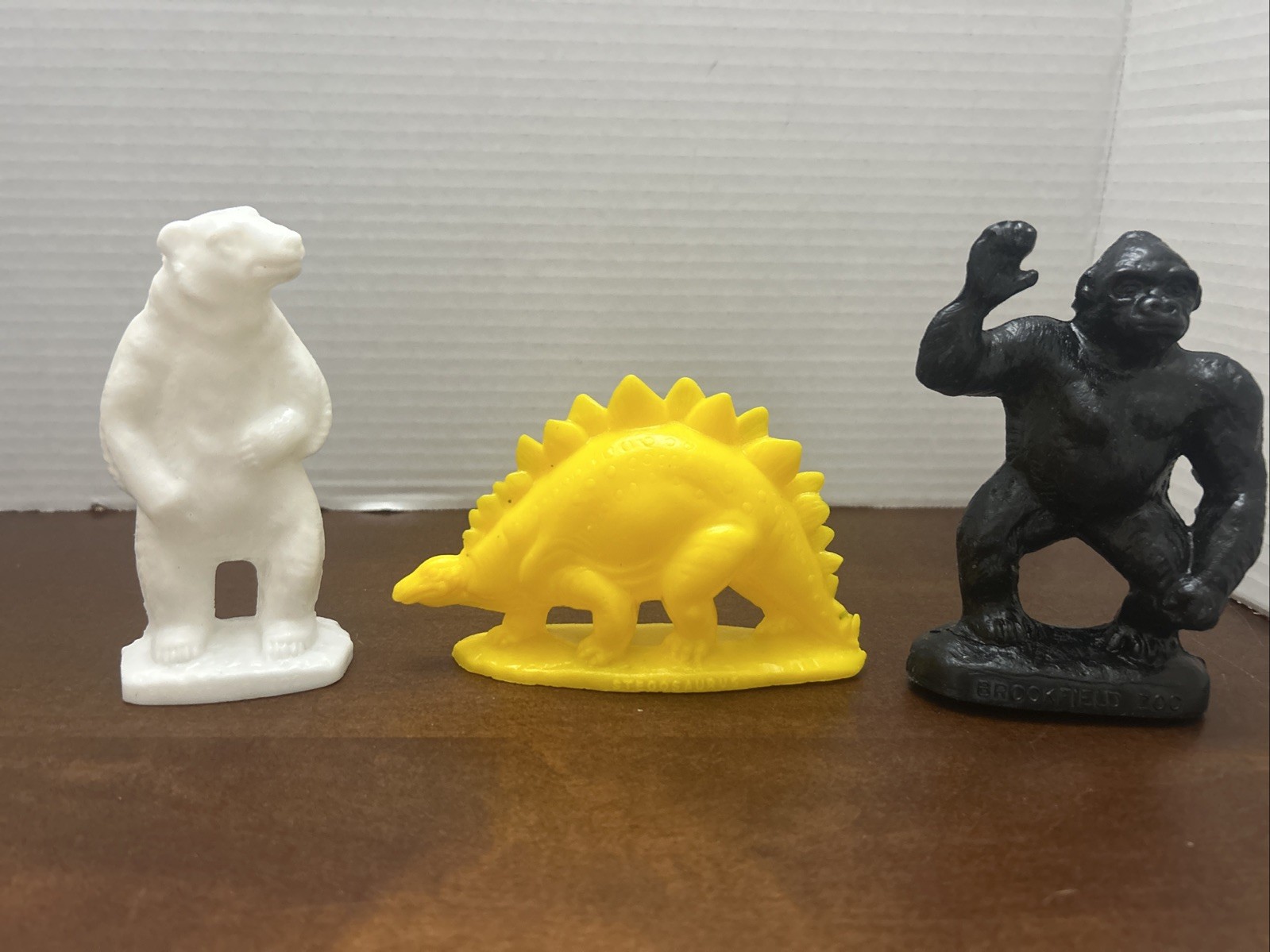 Mold-A-Rama Lot Vtg Brookfield Zoo Moldarama Polar Bear Stegosaurus Gorilla Ape