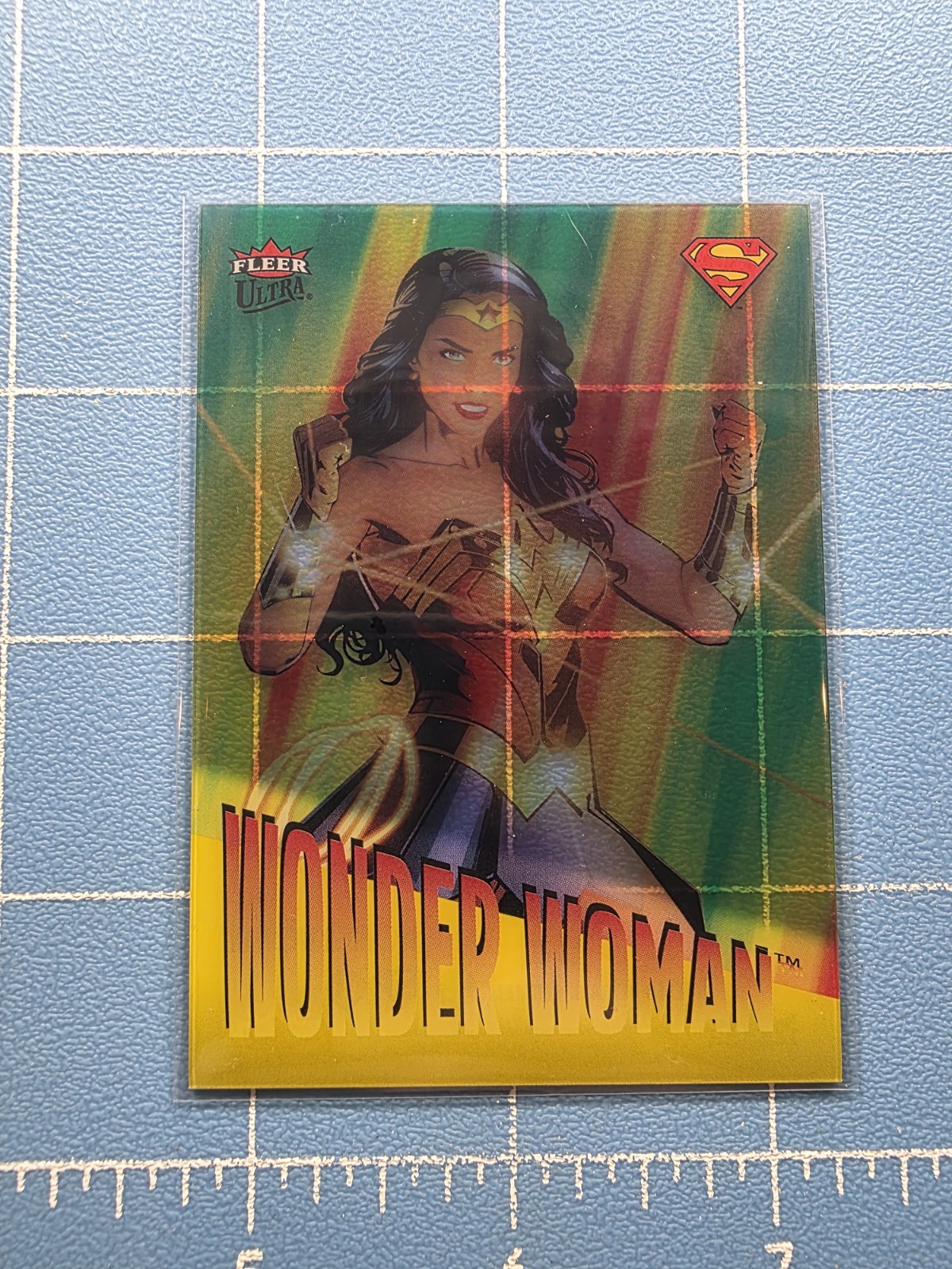 2026 Fleer Ultra Superman - Wonder Woman R-49 - \'95 Retro Yellow Acetate Insert