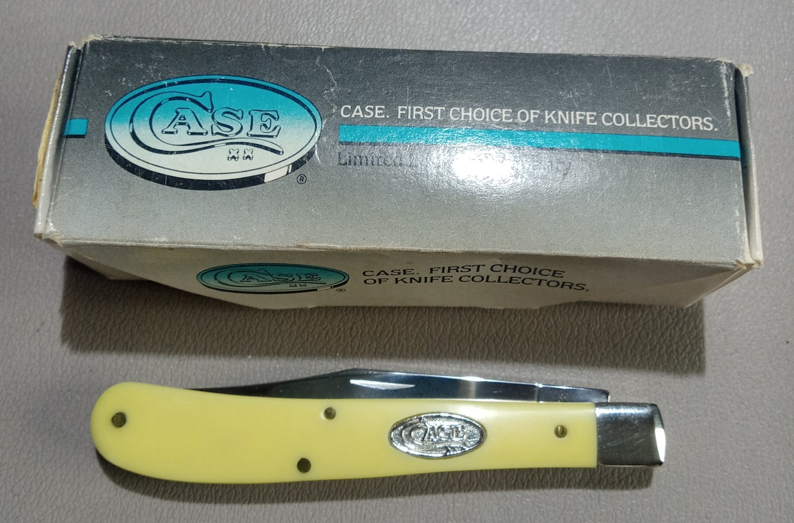 1987 Case 31048 Slim Trapper Single SS YELLOW CRISPY IN BOX.
