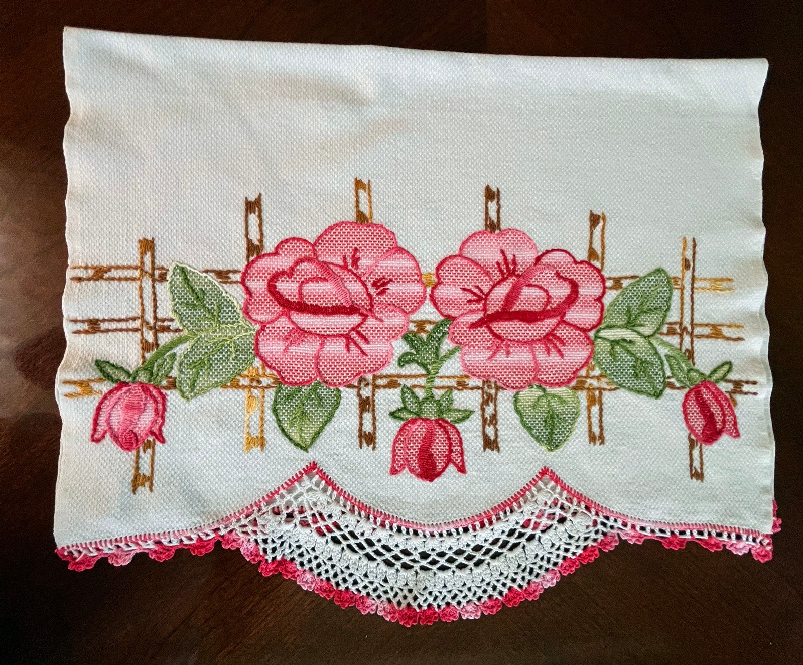 Vtg Hand Embroidered Kitchen Tea Towel Amazing Pink Floral w/ Crochet Edge Mint