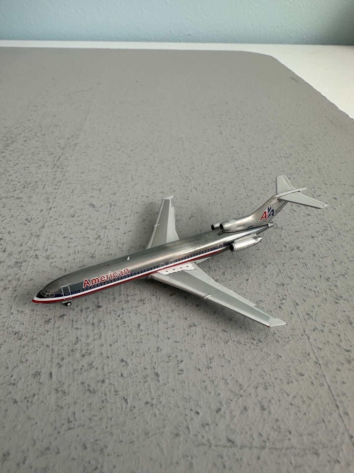 JC Wings American Airlines 727-200 in 1/400 Scale Now Sold Out