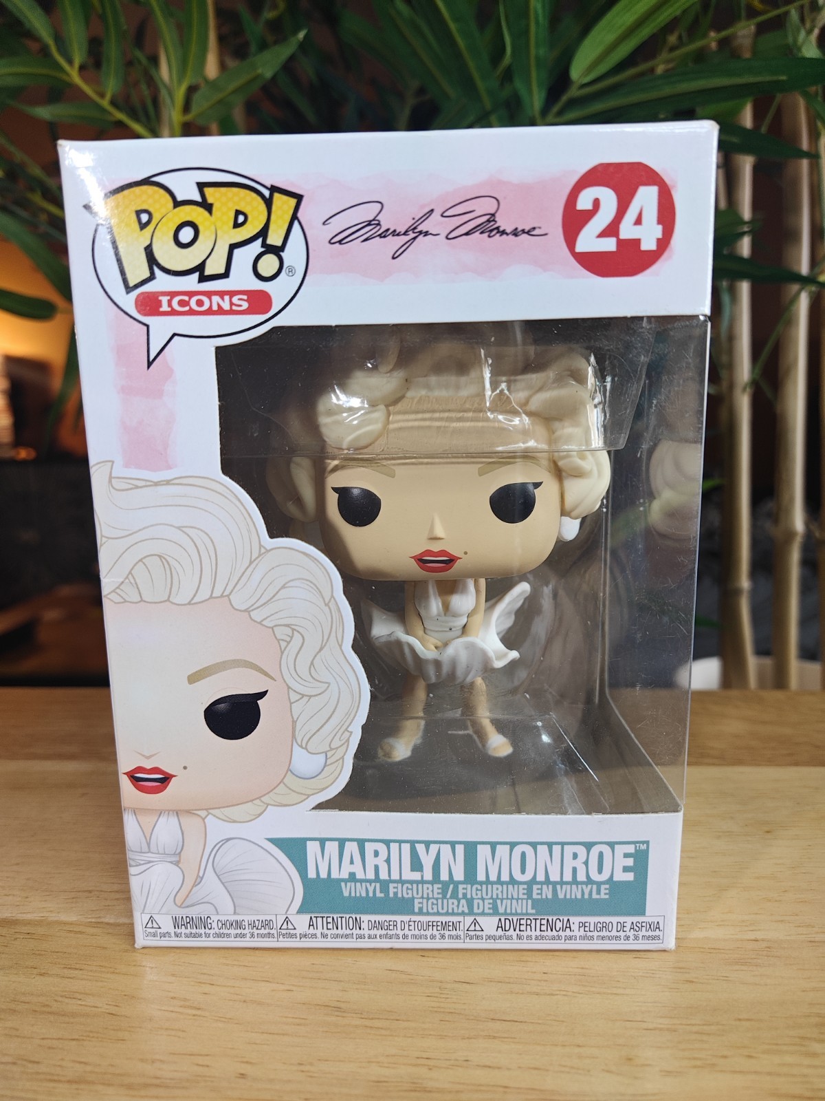 Funko Pop Icons Marilyn Monroe Vinyl Figure #24 