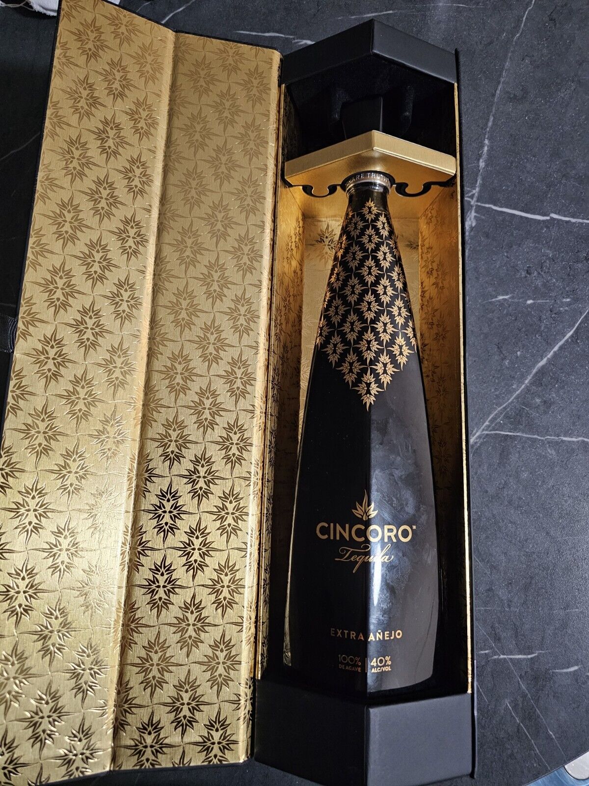 Cincoro Extra Añejo Tequila EMPTY BOTTLE, 750 ML, With BOX excelent Condition 