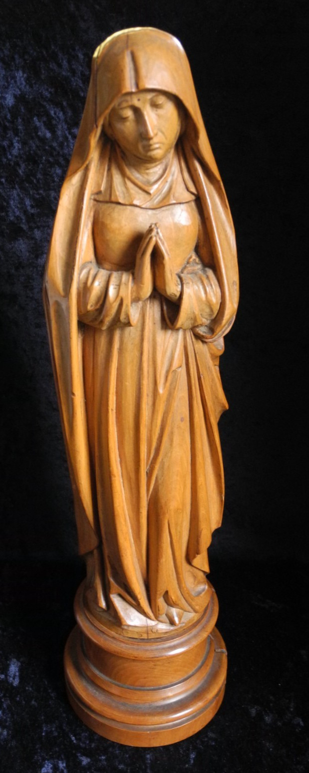ANTIQUE HAND-CARVED WOODEN PRAYING VIRGIN MARY MADONNA STATUE ON DETACHABLE BASE