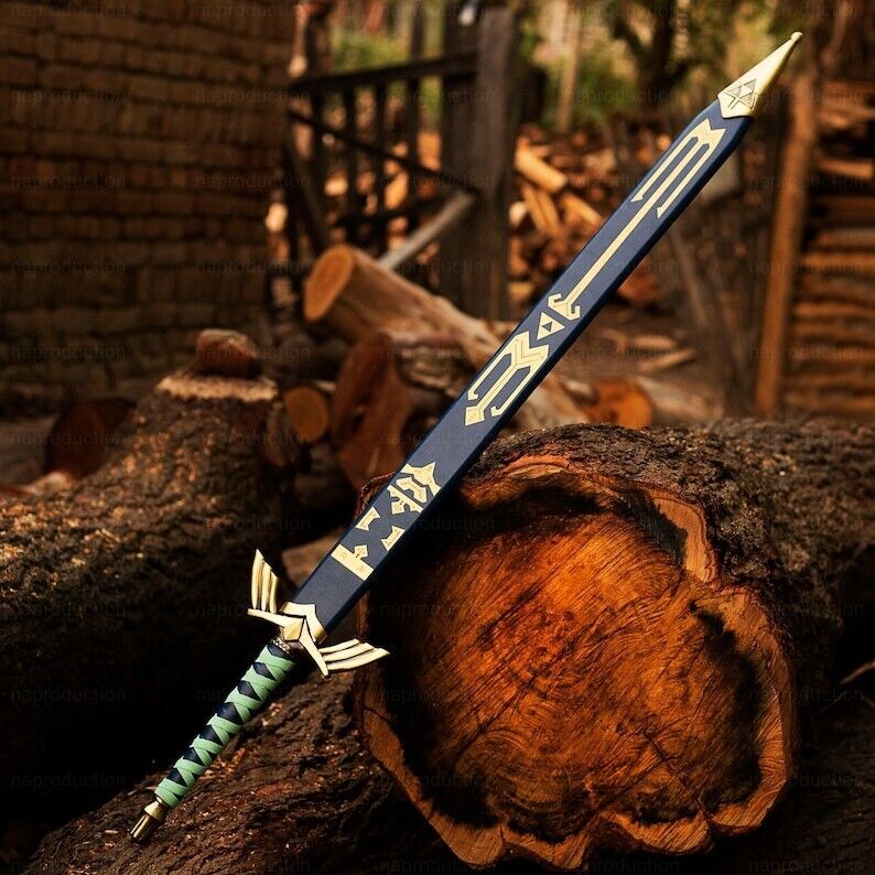 The LEGEND of ZELDA Full Tang Skyward Link's Master Sword with Scabbard-Costume