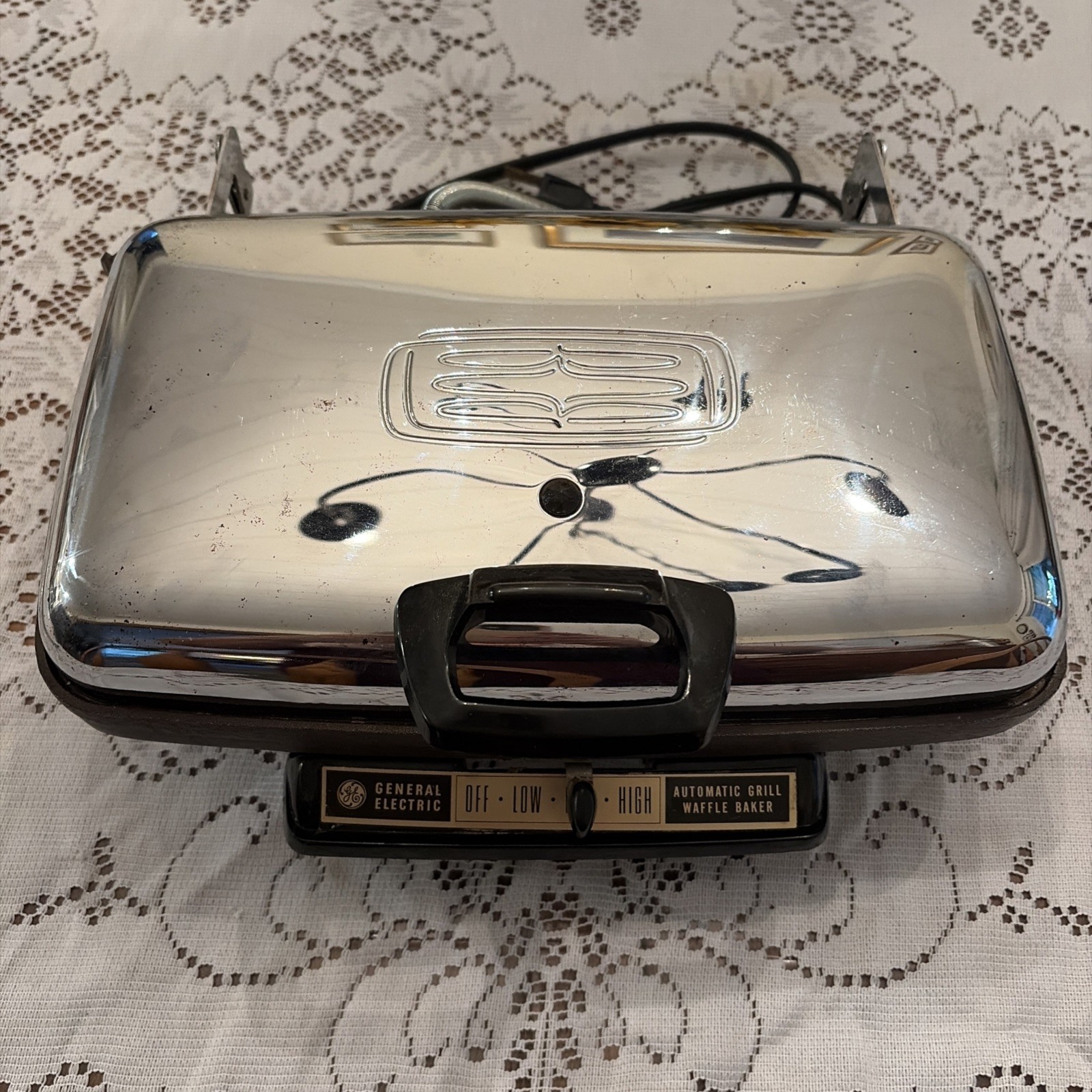Vintage General Electric GE Automatic Grill Waffle Baker A7G44 Made In USA Works