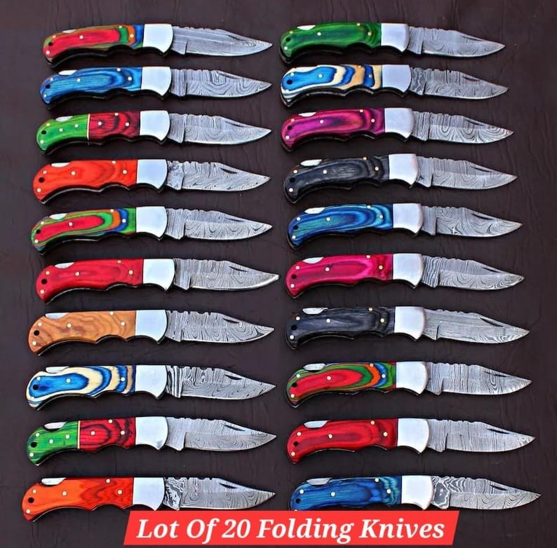 LOT OF 20 CUSTOM HANDMADE DAMASCUS STEEL FOLDING KNIVES 7 INCHES LONG WITH COVER