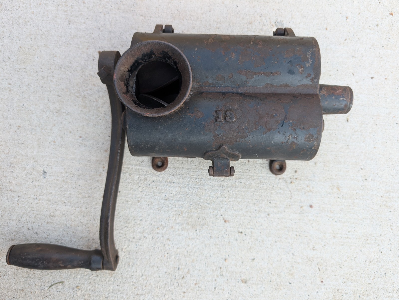 WI Barn Antique Primitive Cast Iron Tobacco Cutter Shredder Hand Crank 13 1800s