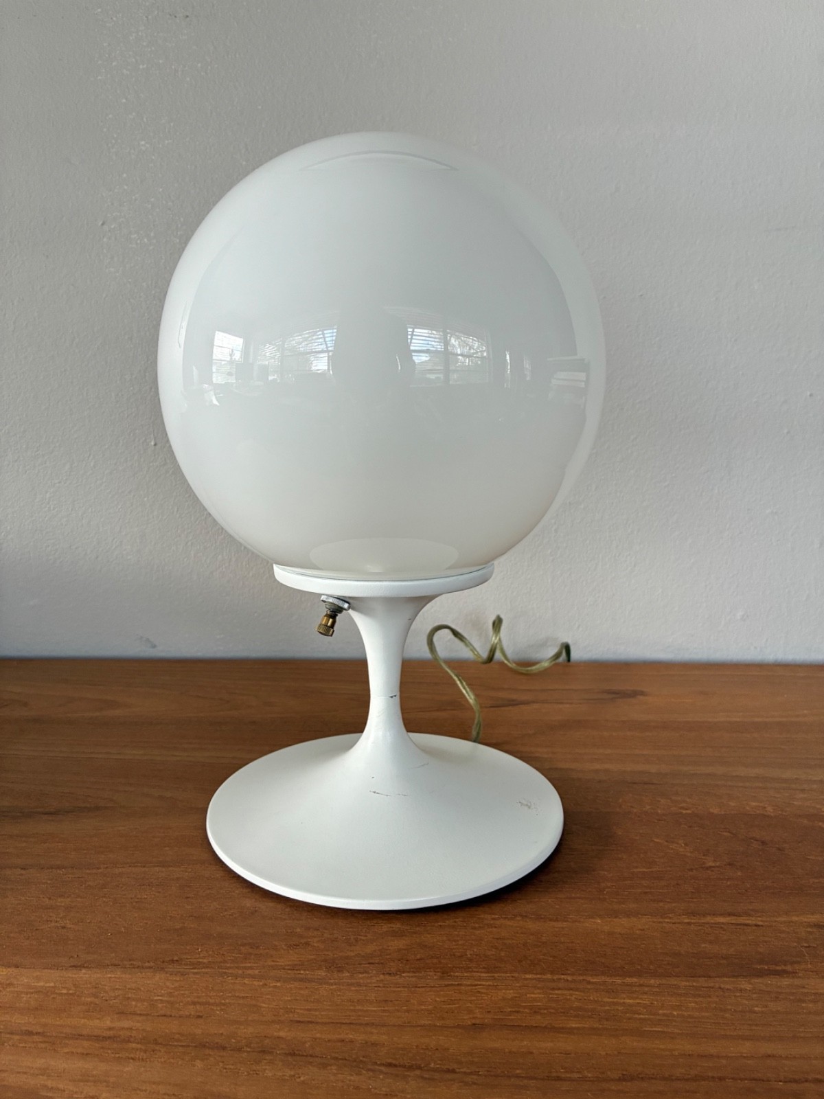 Vintage Mid Century Modern Bill Curry Globe Lamp LAUREL Lamp Co.