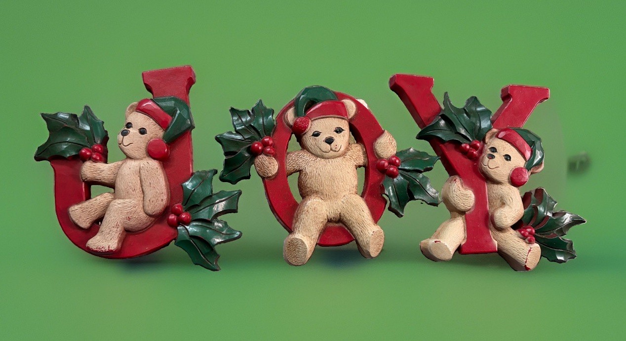 Vintage Homco JOY Bears Holly 3 Piece Wall Hangings 7610 USA Christmas