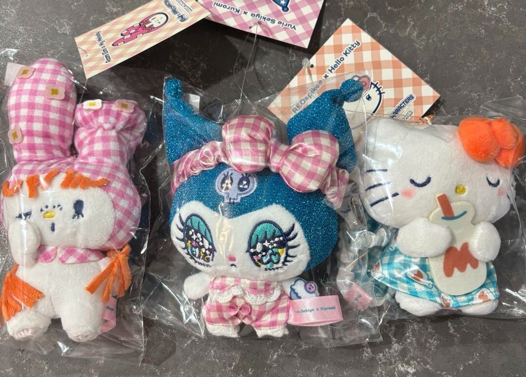 Sanrio x Munecuneten Hello Kitty Kuromi My Melody Plush Keychain Set of 3 NEW