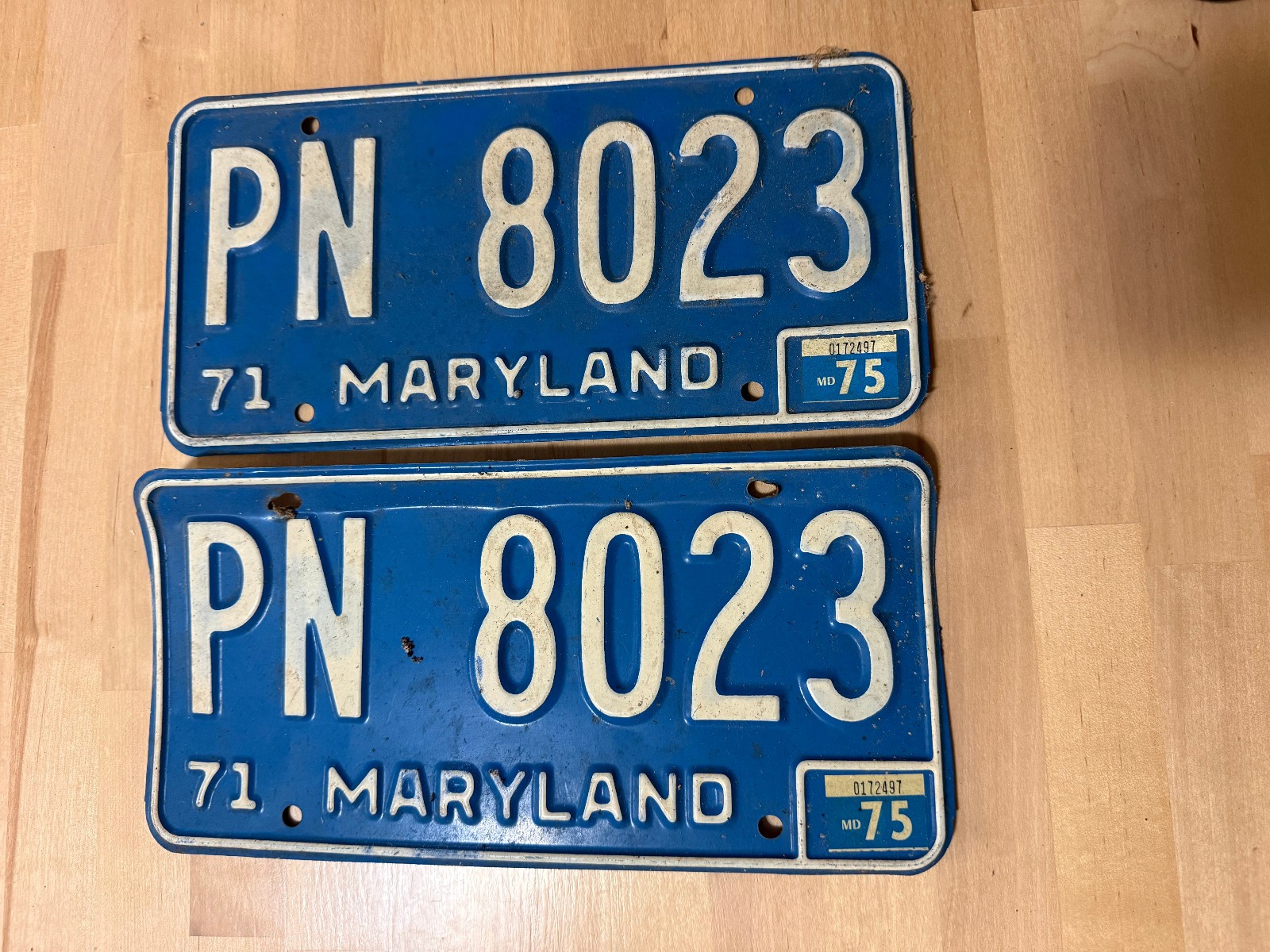 1971 Maryland License Plates Matching Pair PN 8023 1975 Exp Vintage Blue