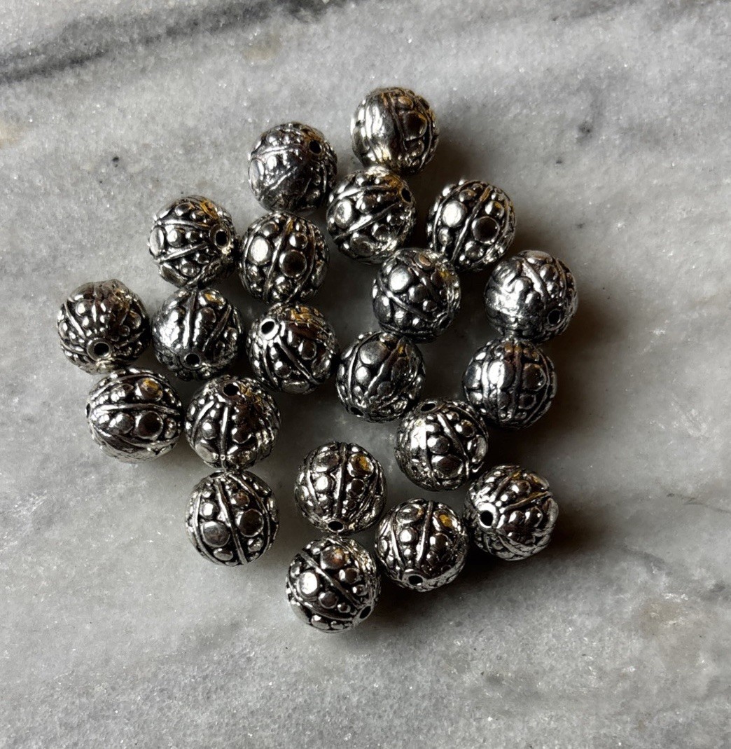 2pcs  Tibetan Silver Handmade Beads In Nepal Silver Plated 10MM CC734