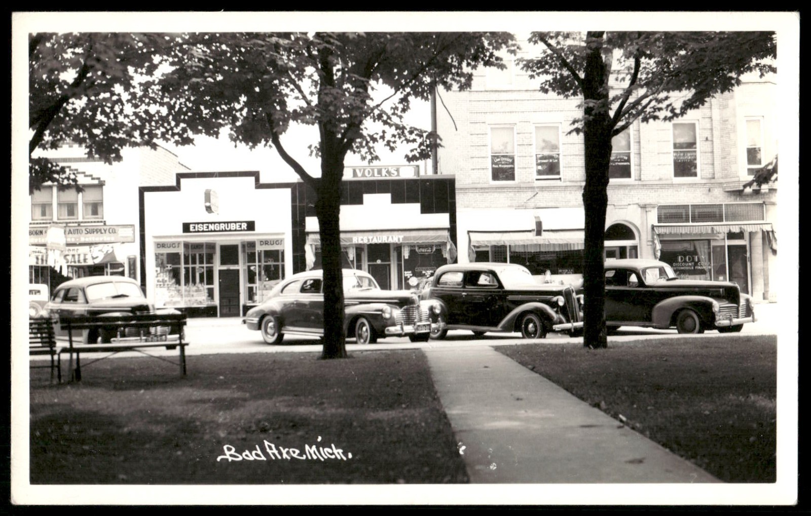 Vintage Postcard Real Photo Main Street Bad Axe Michigan 