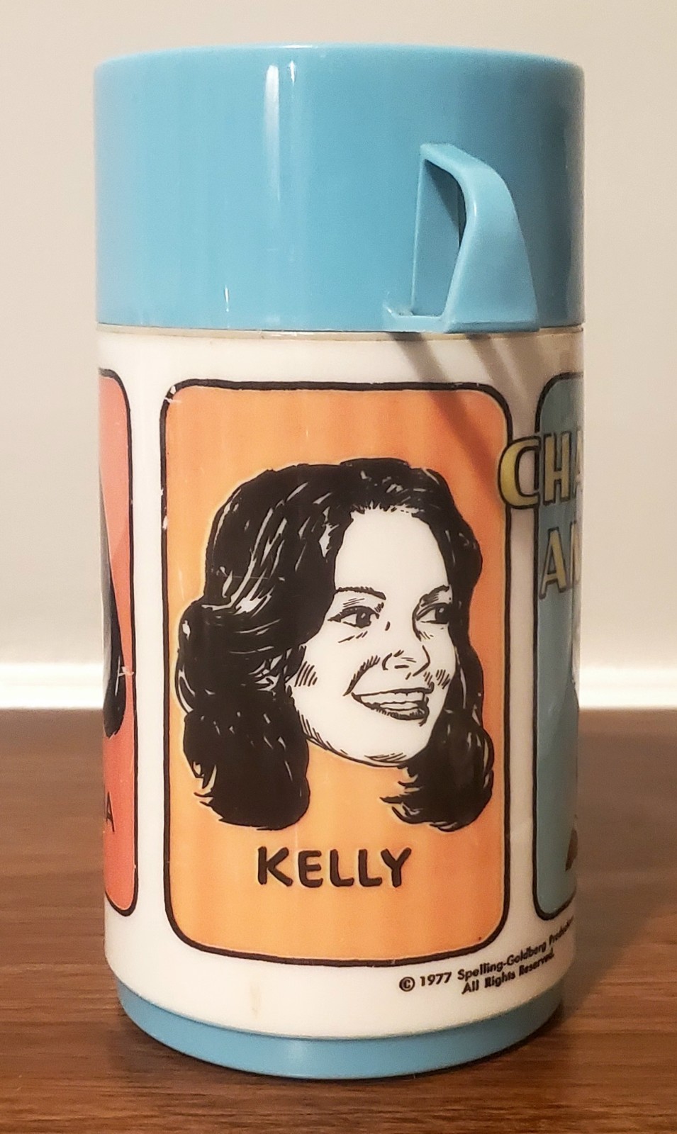 1977 \