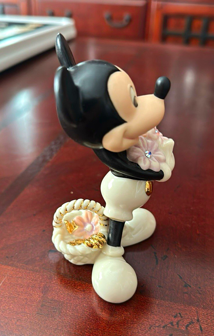 Lenox Disney Mickey Mouse Figurine with Flowers, Mickey Mouse Character