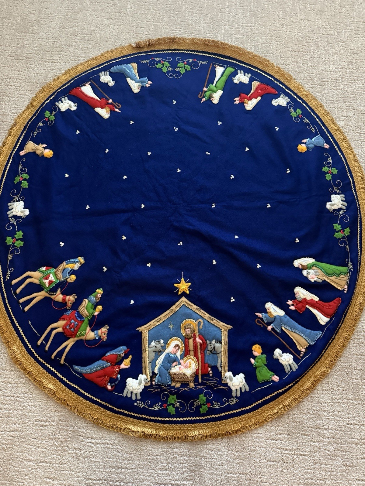 Vintage Bucilla Nativity 43\
