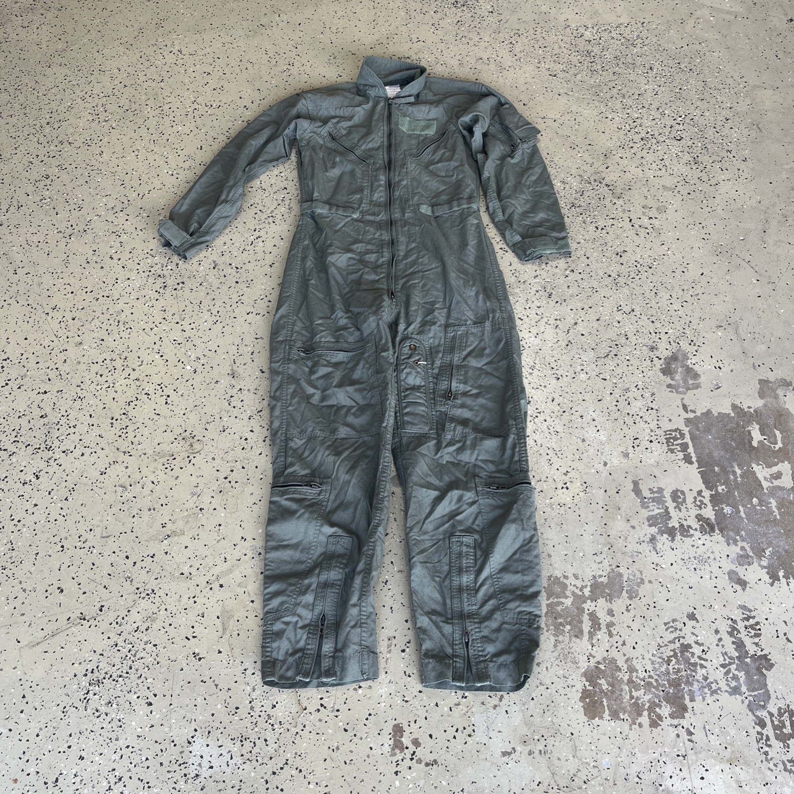 USGI CWU-27/P Flight Suit 38L Sage Green Nomex Flyers Coveralls USA