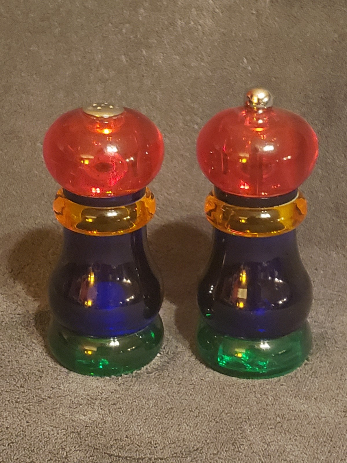 Vintage Olde Thompson Salt Shaker & Pepper Grinder Lucite Acrylic-WOWZA