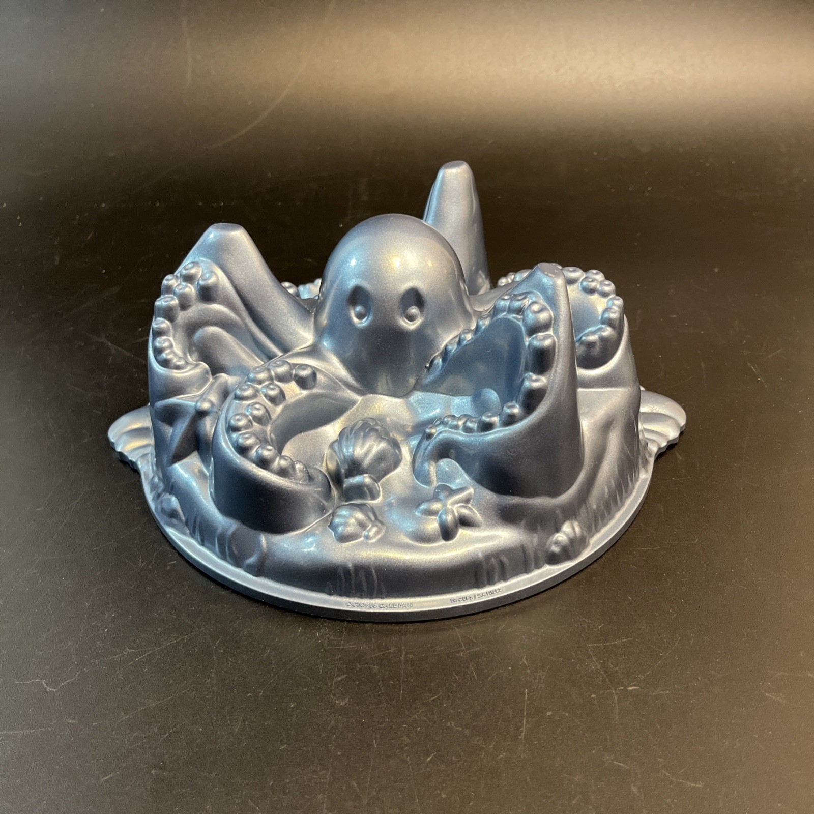 2008 Nordic Ware USA Octopus Cup Bundt Cake Baking Pan Beach Ocean Sea Shells