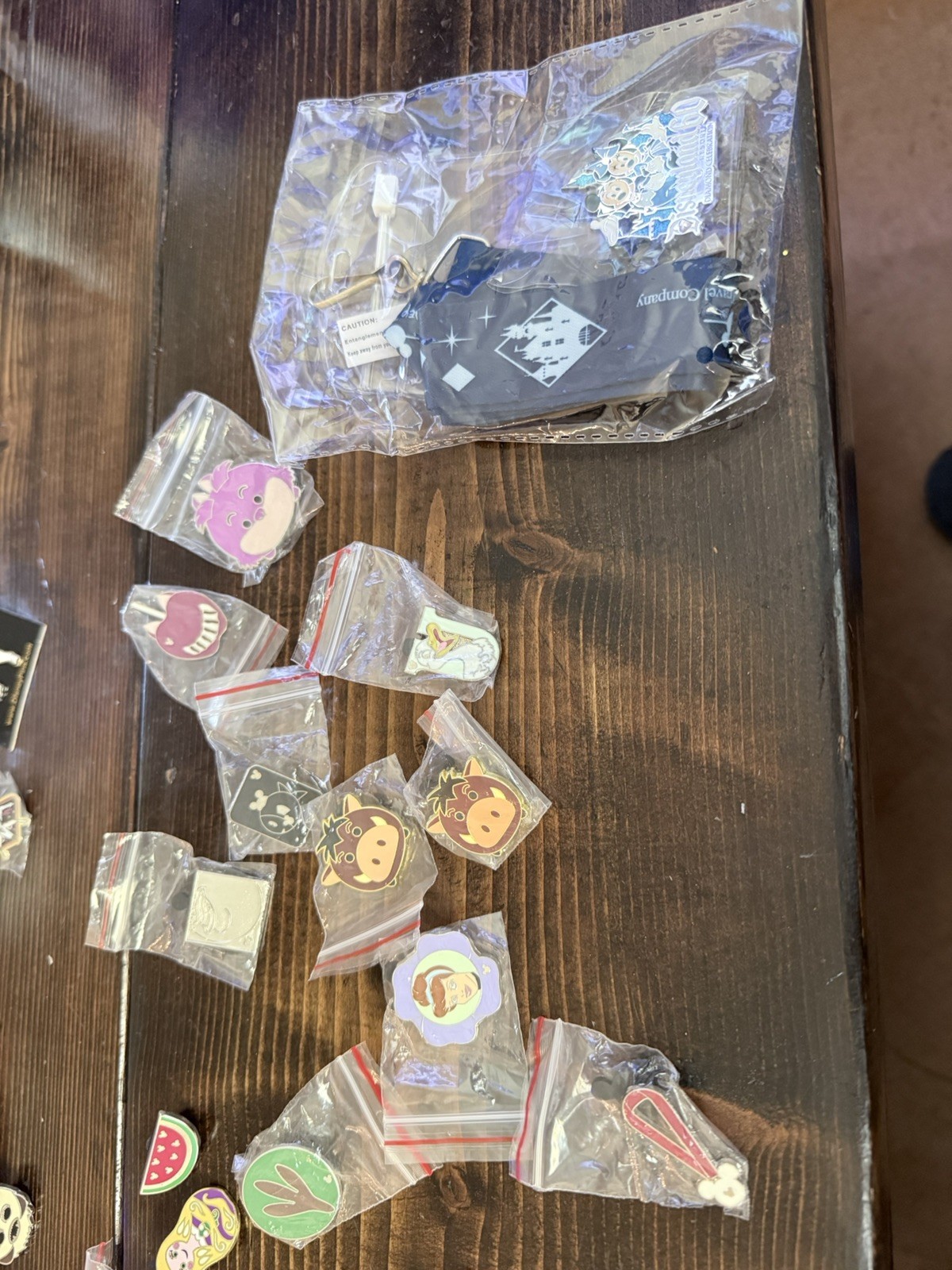 Huge Disney Pin Collection Lot 70+ Mickey Minnie Disneyland Disney Parks 