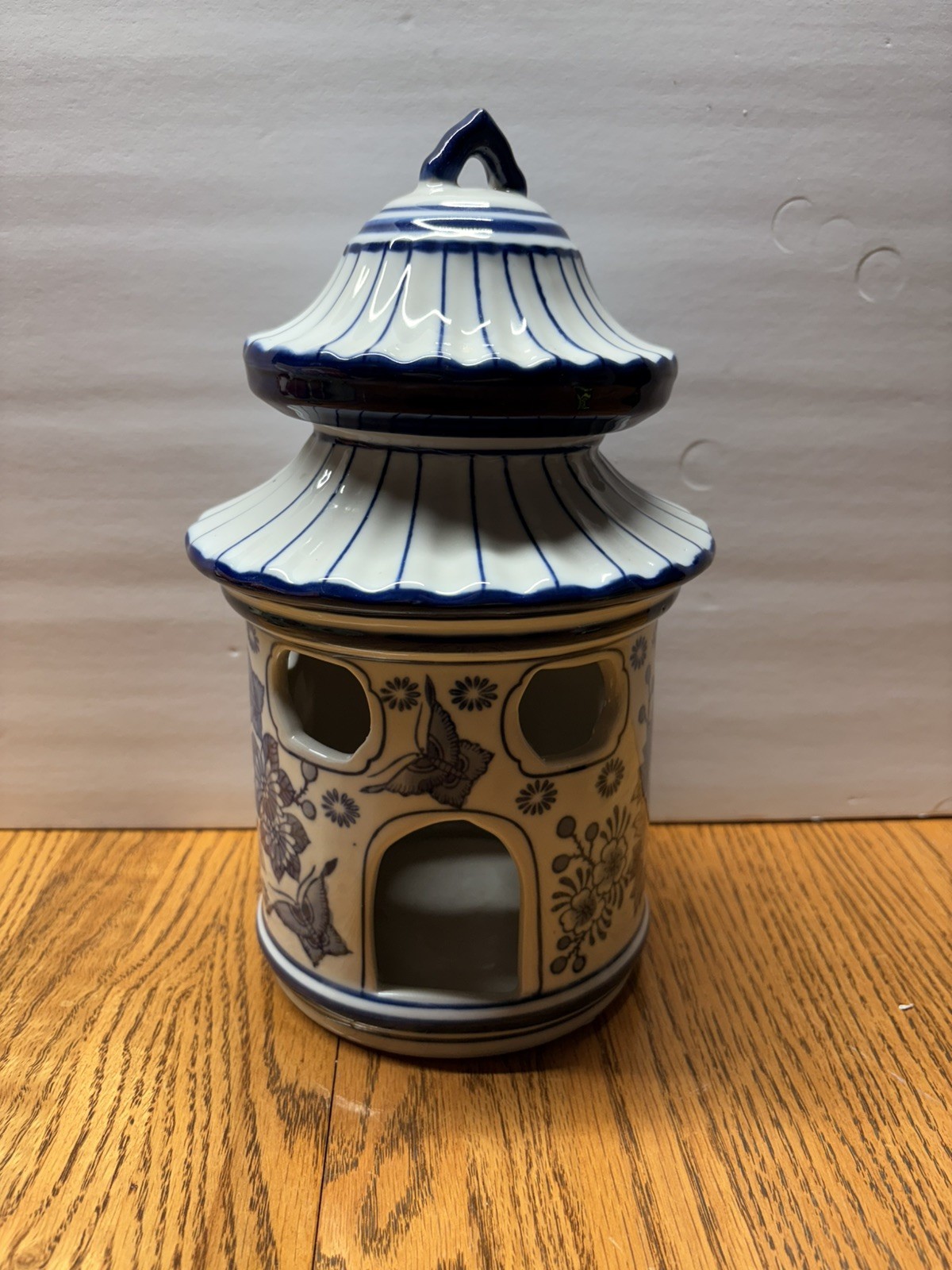 Blue And White Porcelain Japanese Bird House/Bird Feeder Pagoda Style