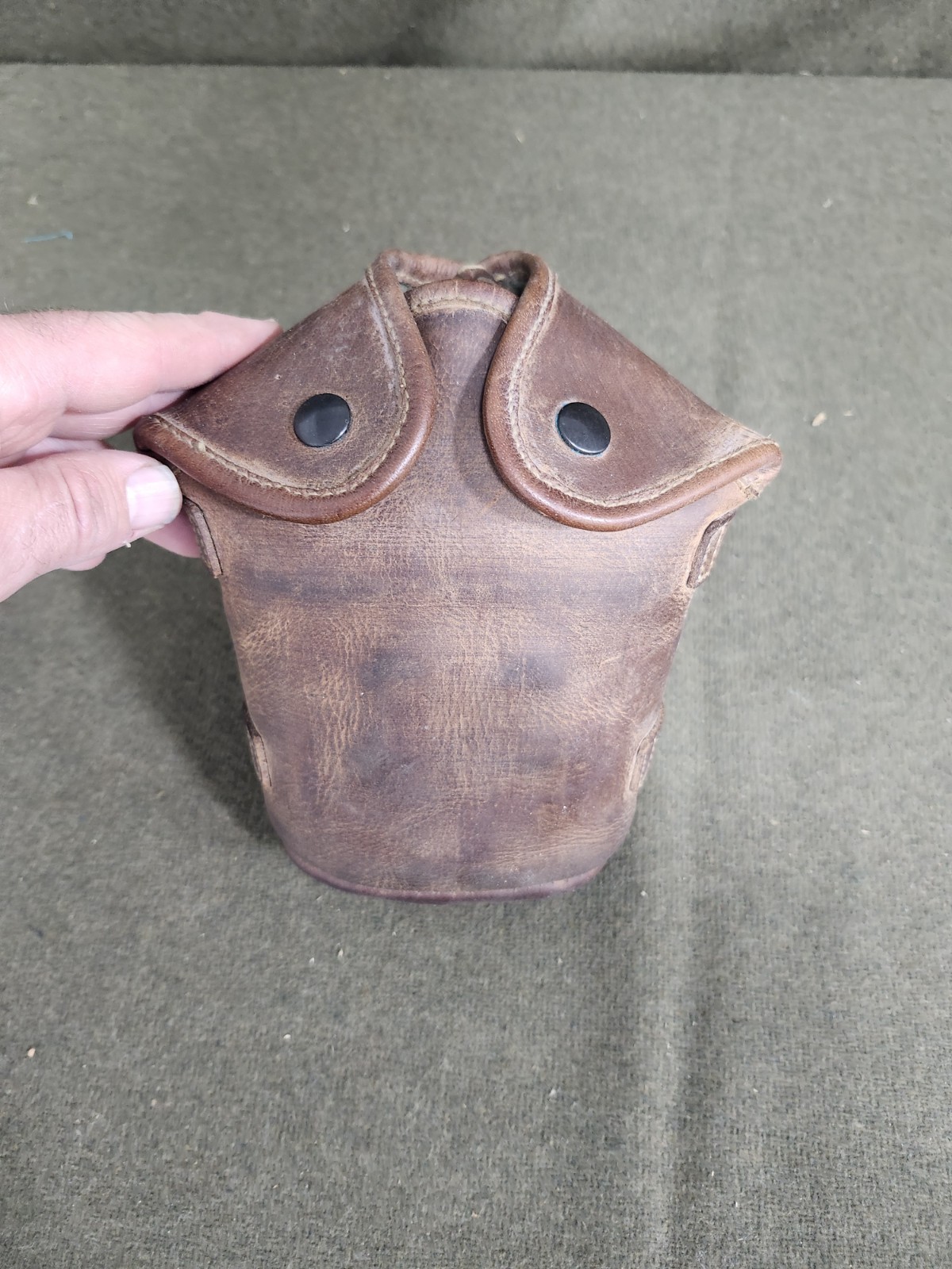 US WWII CAVALRY OFFICERS PRIVATE PURCHASE CANTEEN COVER