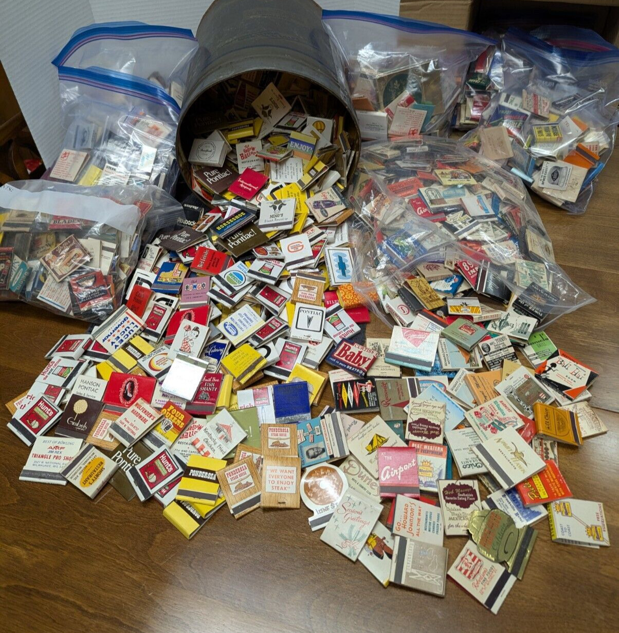 40+ Vintage Matches/Matchbook Lot RANDOM Selection/Restaurant/Hotel/Casino/Bars