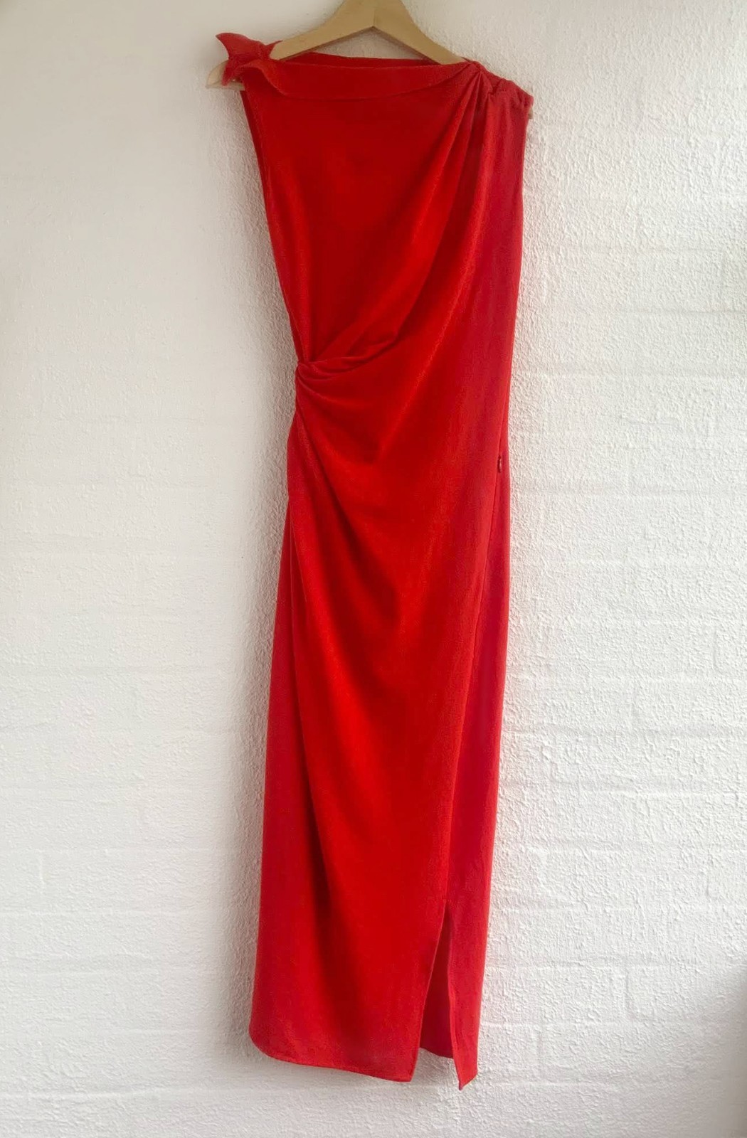 NWT ZARA x NARCISO RODRIGUEZ Red One Shoulder Ruched Midi Dress Size L Italian F