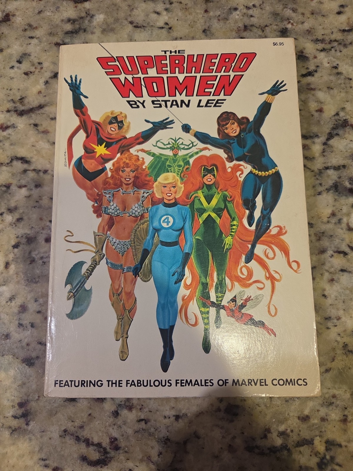 Vintage 1977 The Superhero Women Stan Lee Fireside Marvel 1st Print Paperback