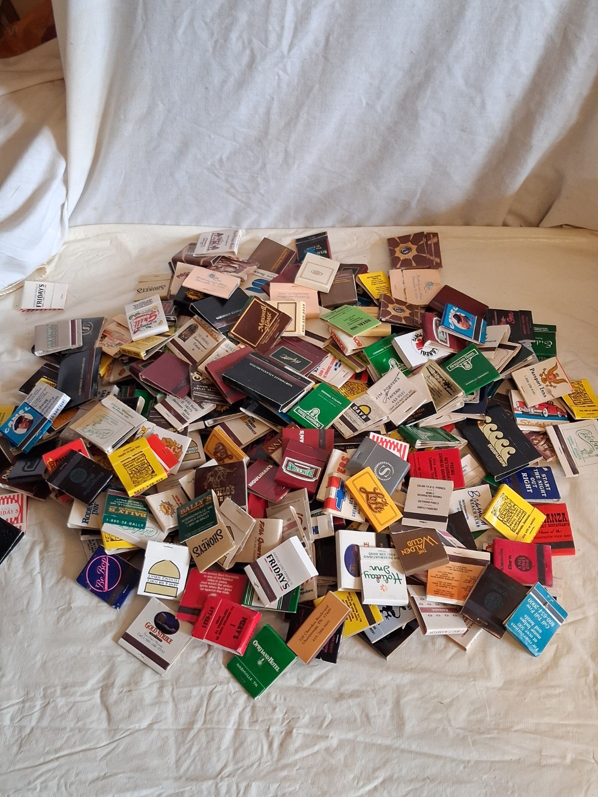 Huge Vintage Lot of Approx 296 Matchbooks Match Box Majority Unstruck