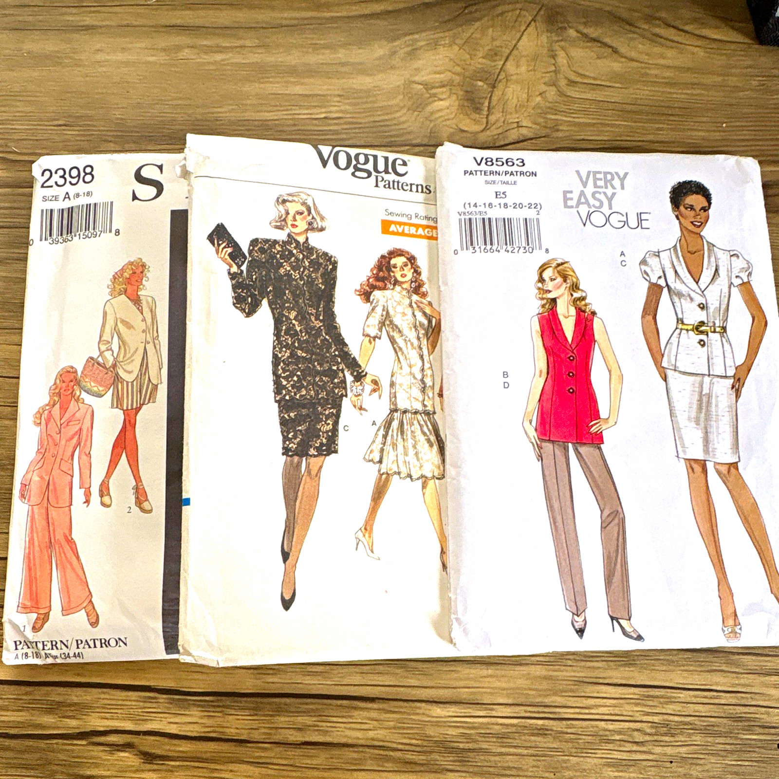 Vogue & Style Women’s Vintage Original Sewing Patterns Very Easy/Average Set
