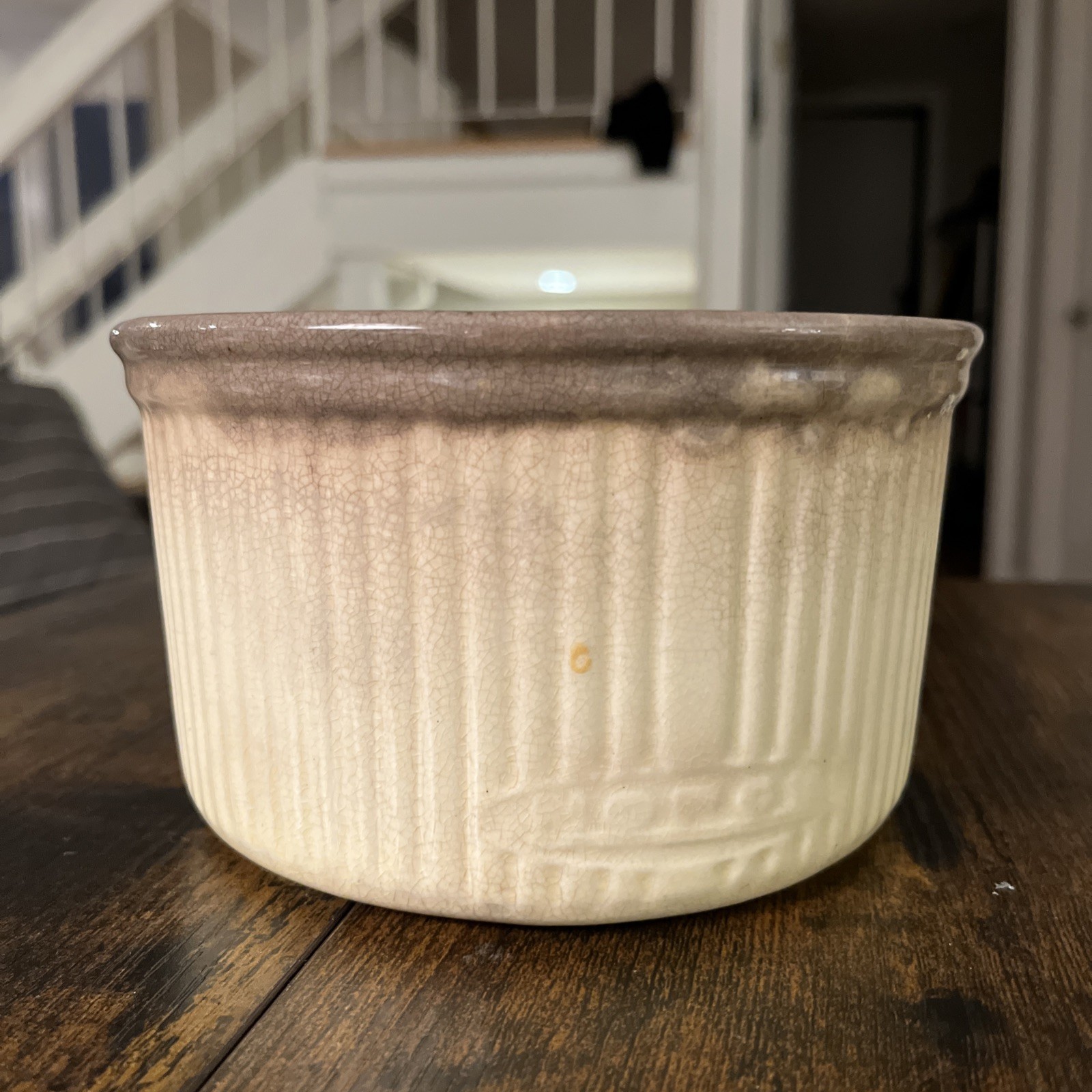 Clay Art San Francisco Vintage Ceramic Cachepot Cream Ribbed Crackle Glaze 6.25”