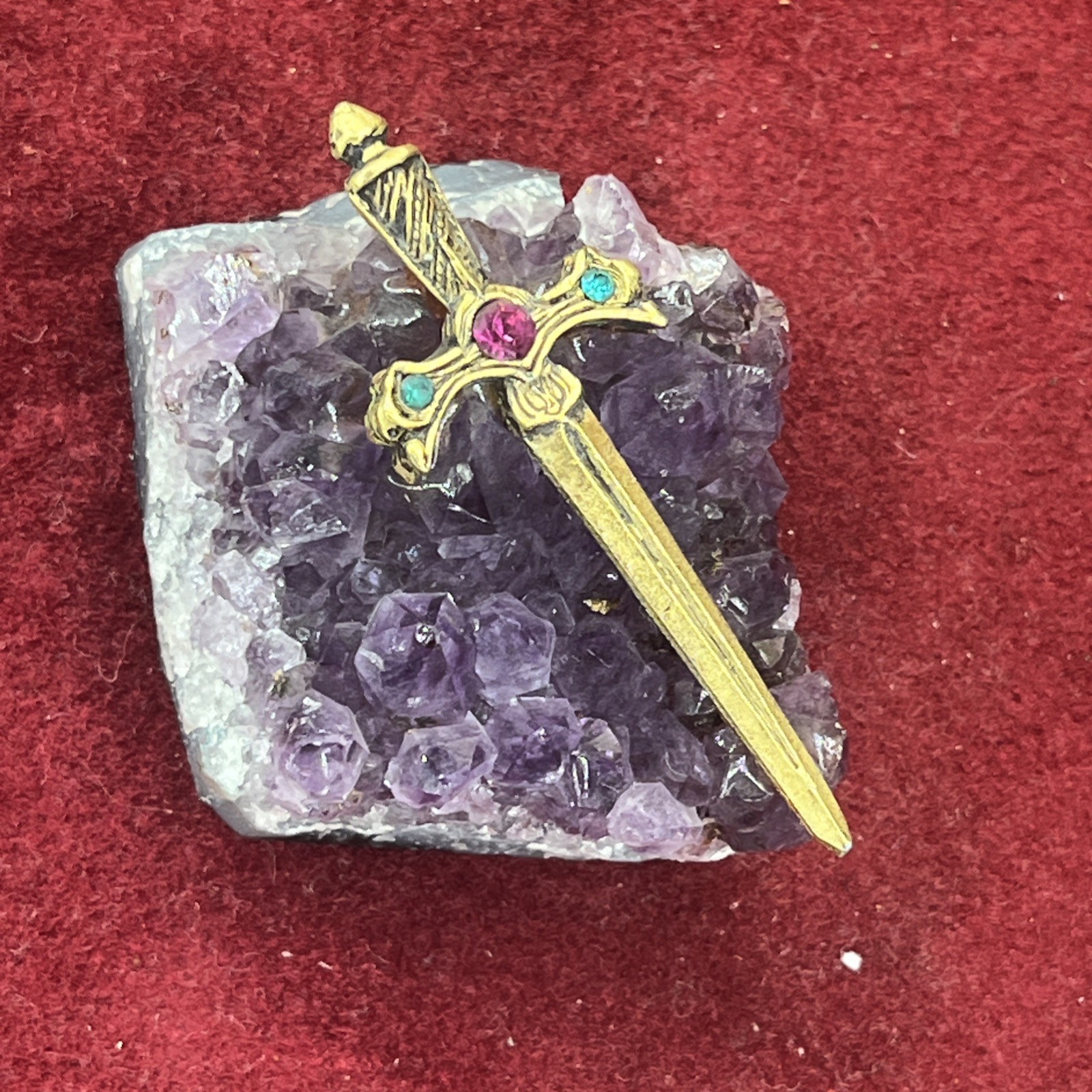 Amethyst with Pewter & Crystal Sword 70\'s Purple Natural Crystal Quartz Cluster 