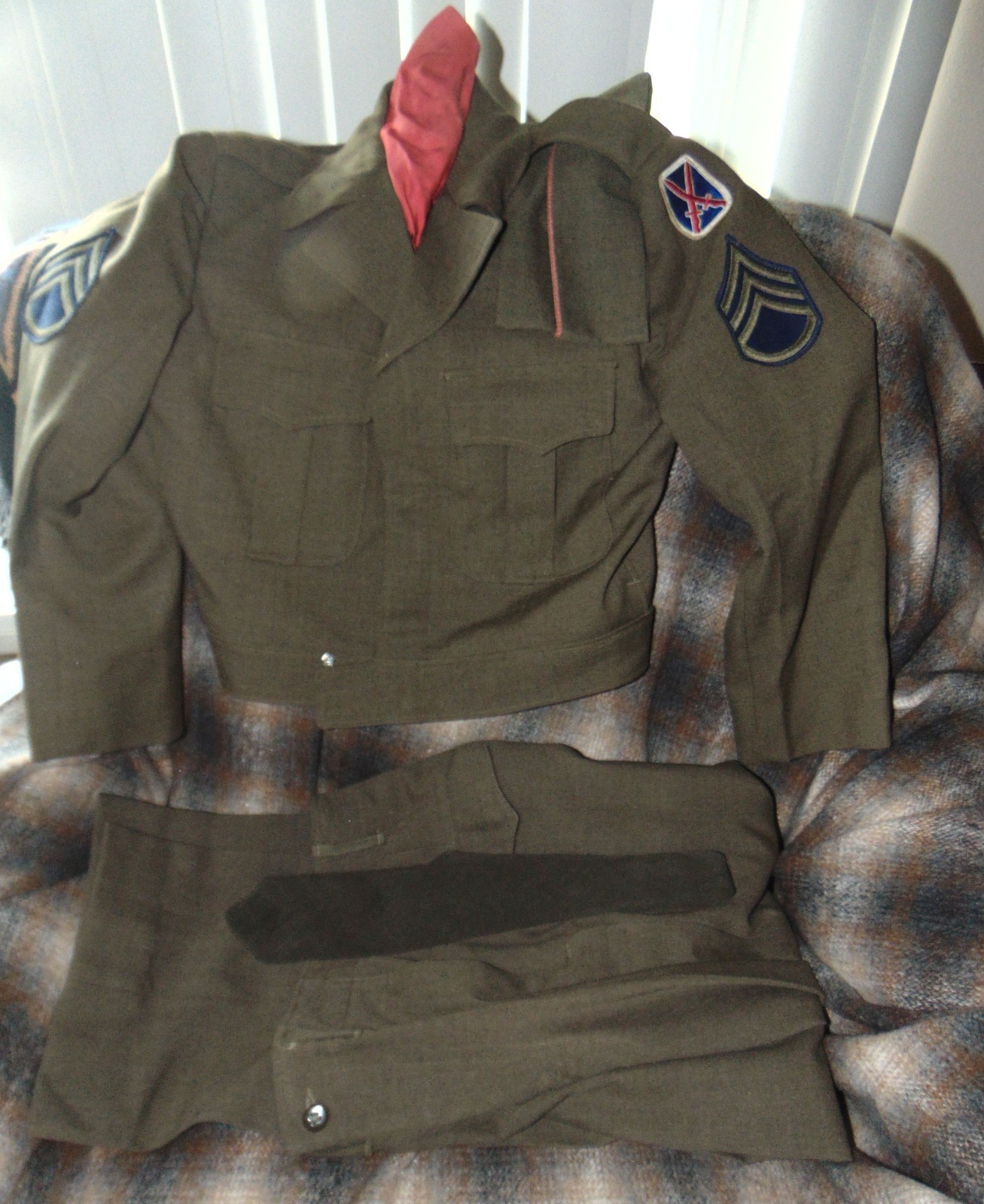 Vintage WW2 10th Mountain Division Ike Jacket Uniform Pants Cap Neckerchief Tie