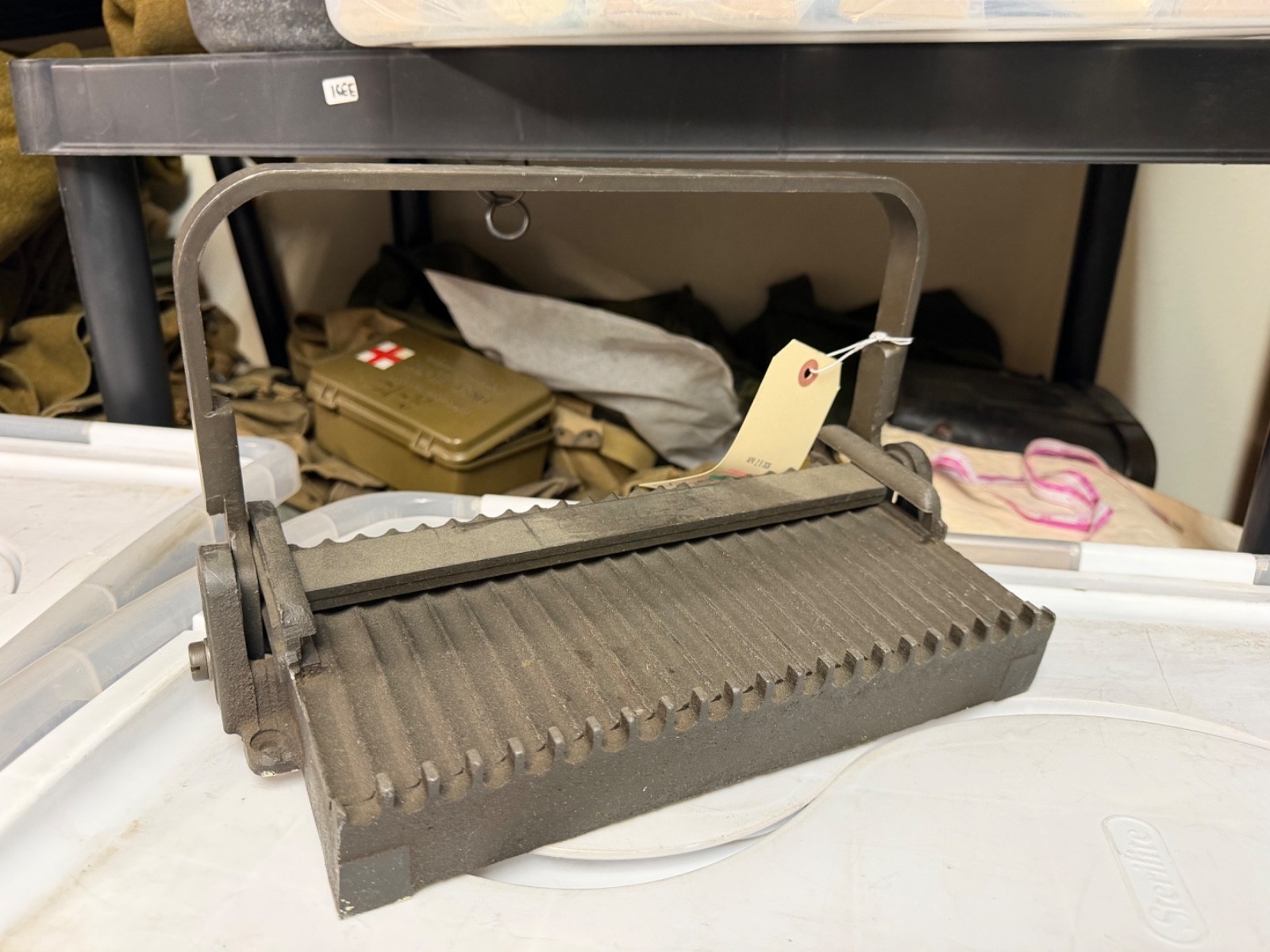 ORIGINAL WWI WWII US ARMY M1917 BROWNING 1919 .30 CAL LINKS LOADING MACHINE TOOL