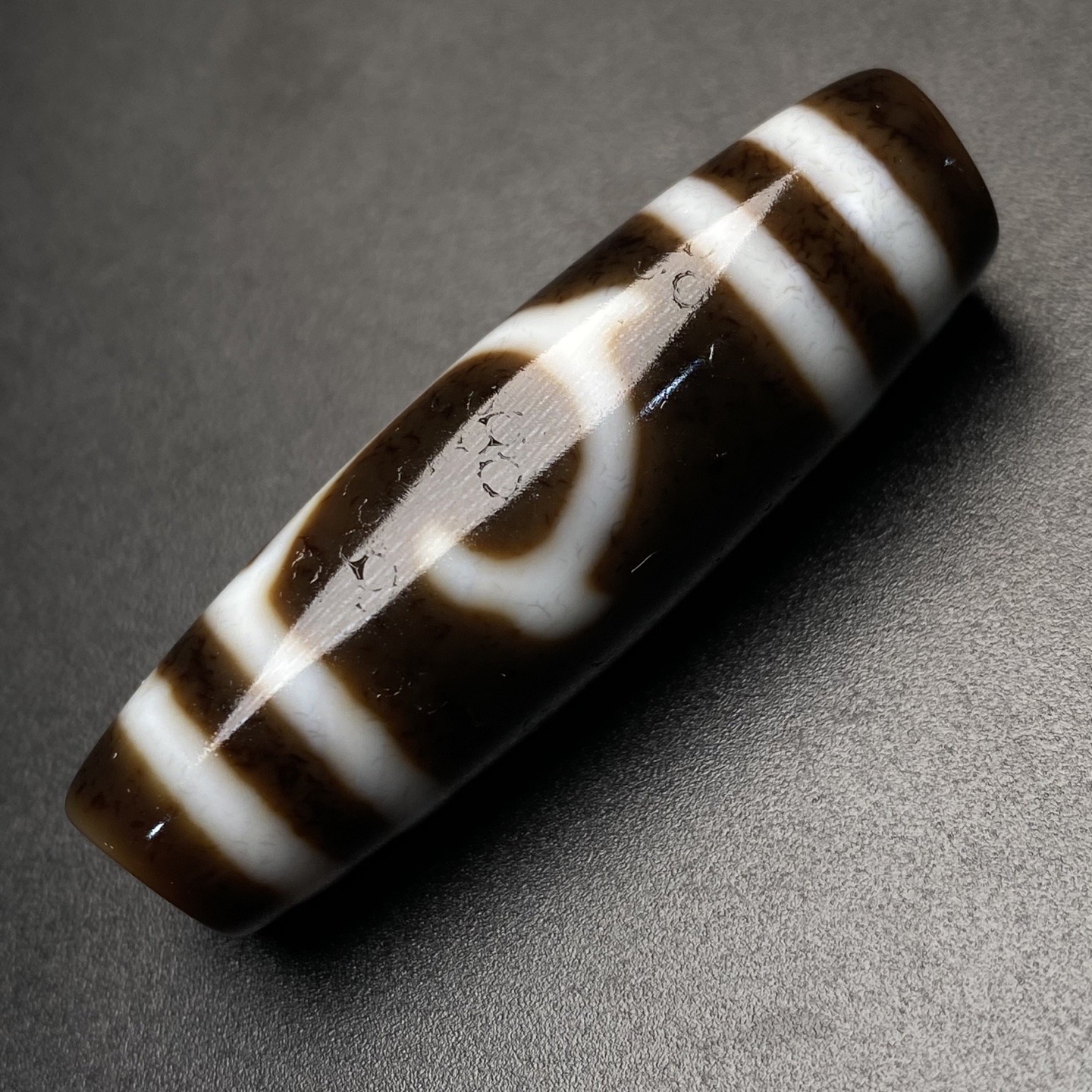 Tibet Returned Aged Green Tara Dzi Bead Rich High-Oil Patina A290