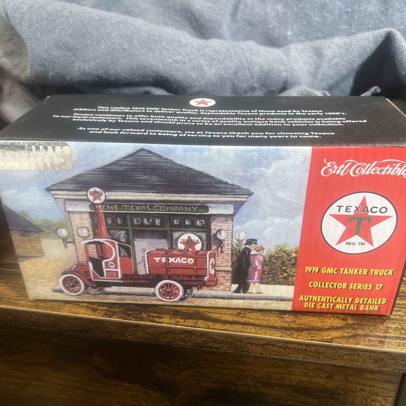 ERTL Texaco 1919 GMC Tanker #19812P Series 17 Chrome Millennium Edition