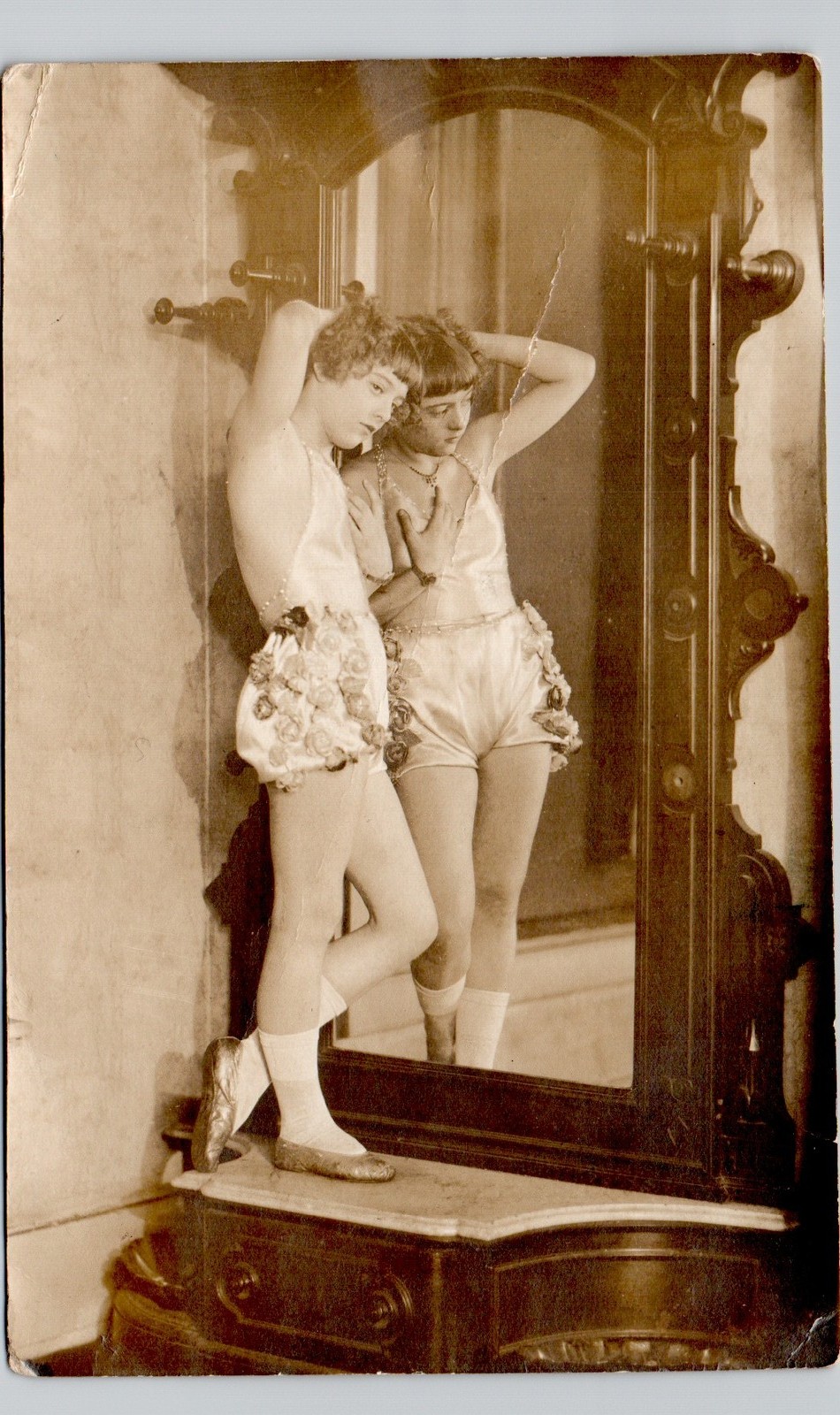 STRANGE MIRROR POSE YOUNG LADY 1930s postcard (CREASE) real photo rppc fantasy STRANGE MIRROR POSE YOUNG LADY 1930s postcard (CREASE) real photo rppc fantasy