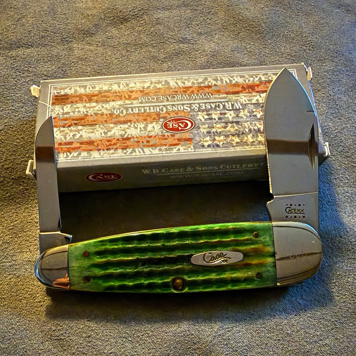 2000 Case XX RARE LIMITED #005 6270 SS 2-Blade Burnt Green Bone Sleeveboard