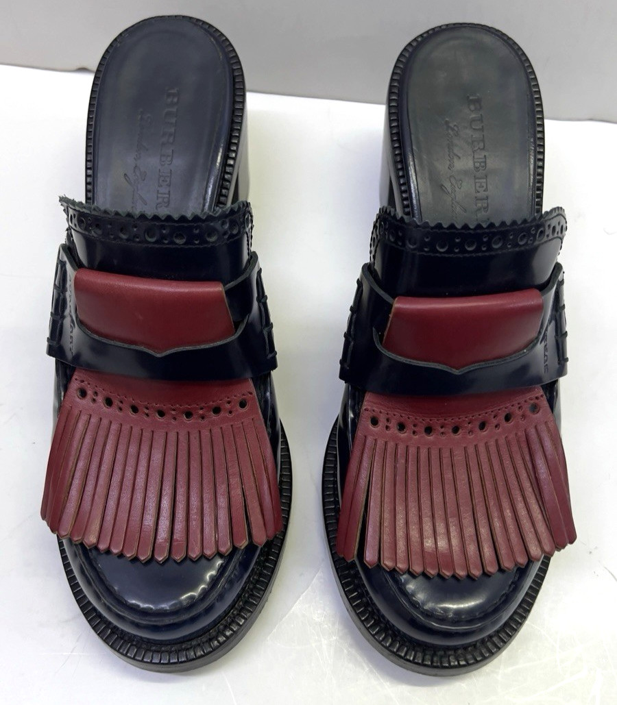 Burberry Bechshill Kiltie Fringe Woman Leather Mules Sz: 37 US 6.5 Navy & Maroon