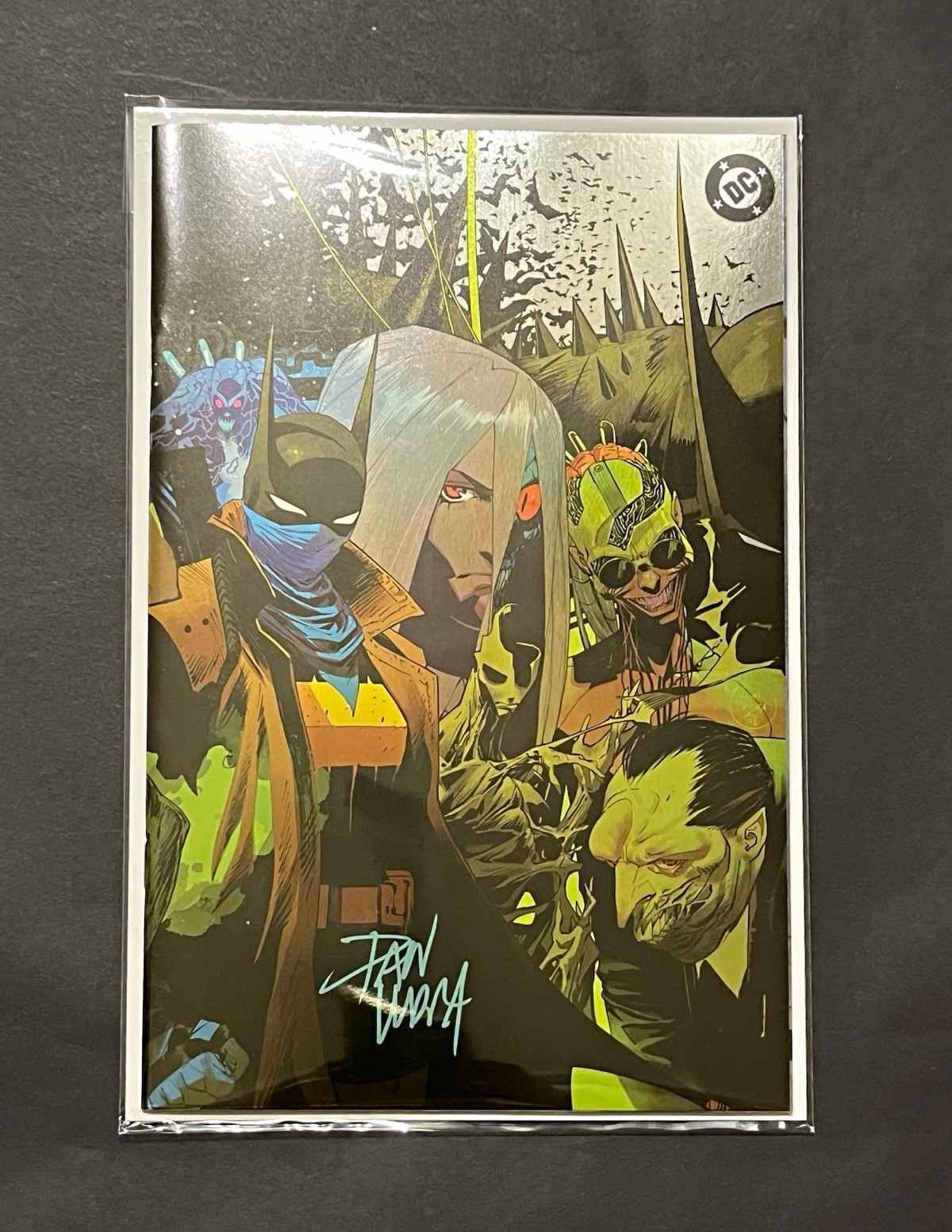 ABSOLUTE BATMAN #24 NYCC 2026 DAN MORA VIRGIN FOIL VARIANT SIGNED W/COA IN HAND