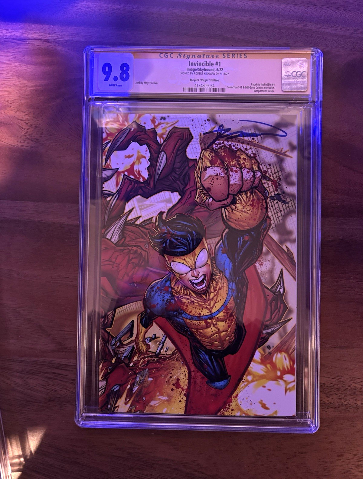 Invincible #1 CGC 9.8 SS Signed Robert Kirkman jonboy meyers cover